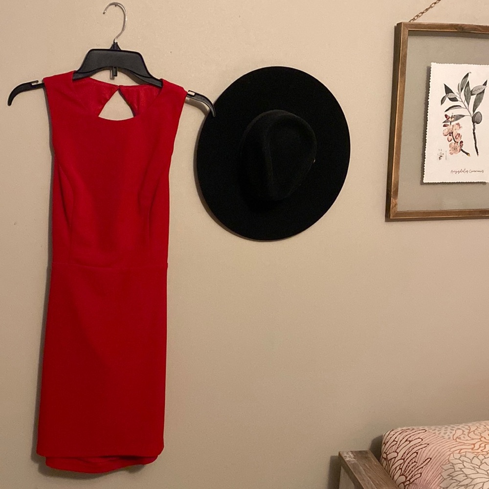 Lulu’s Red Dress